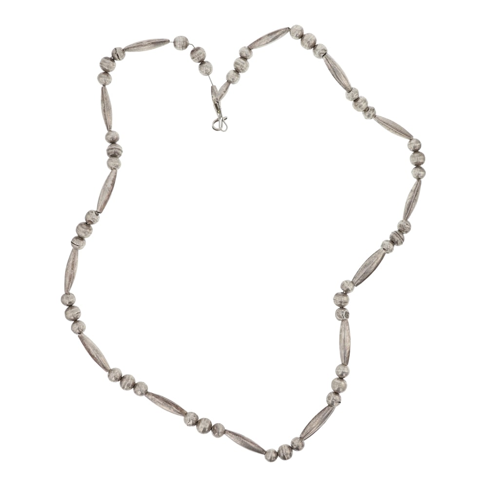 Vintage Navajo Bench & Fluted Beads Necklace (1 of 3)