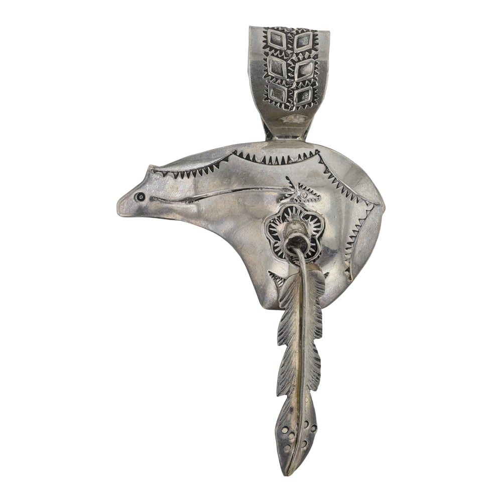 Jereme Delgarito Navajo Bear Pendant (1 of 2)