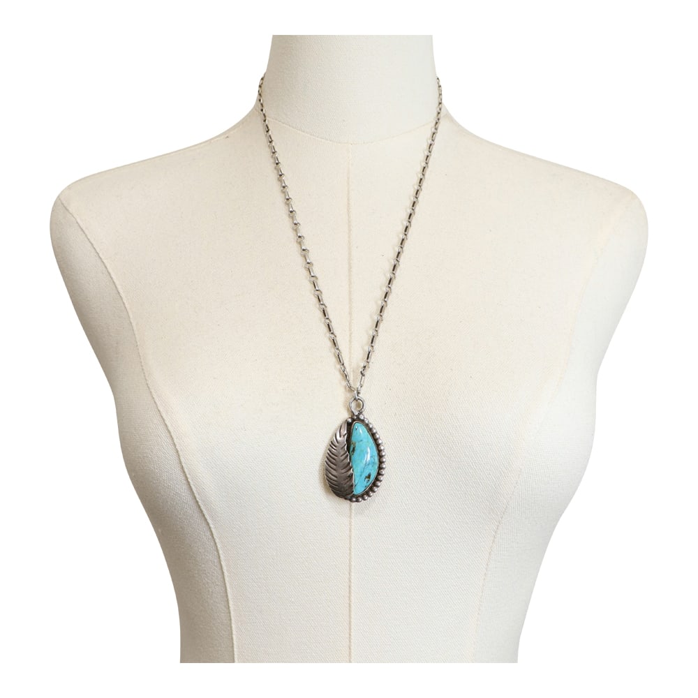 Vintage Navajo Nevada Turquoise Necklace (1 of 4)