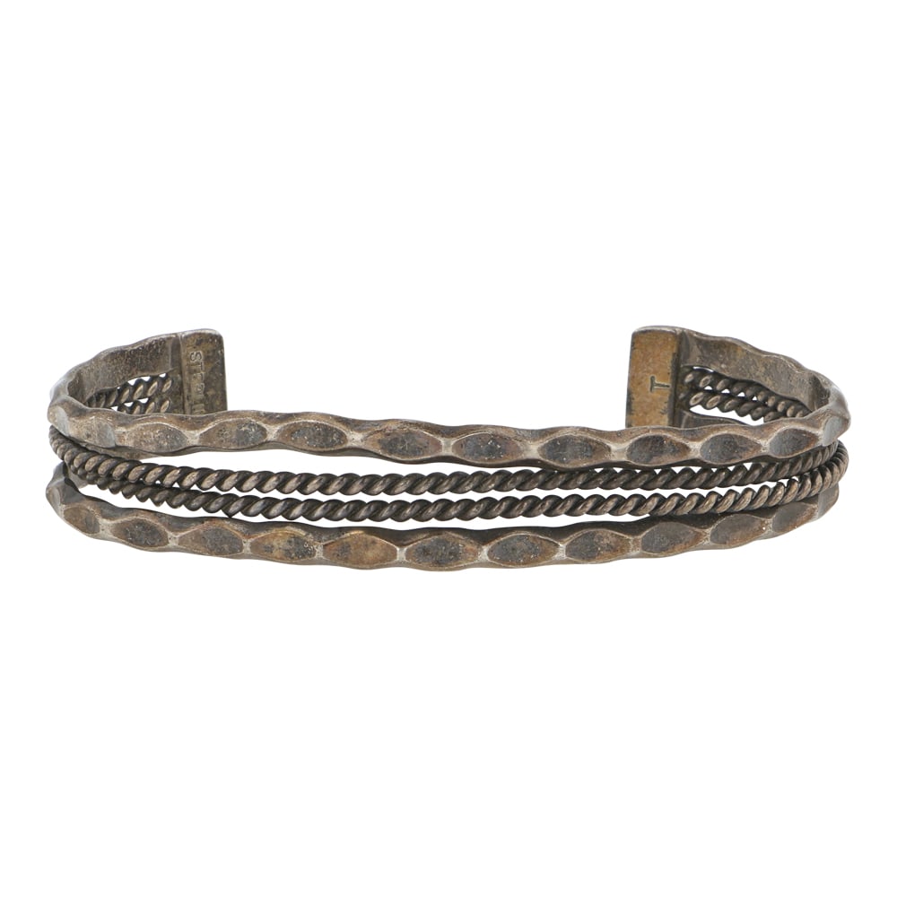 Vintage Navajo Plain Silver Cuff Bracelet (1 of 3)