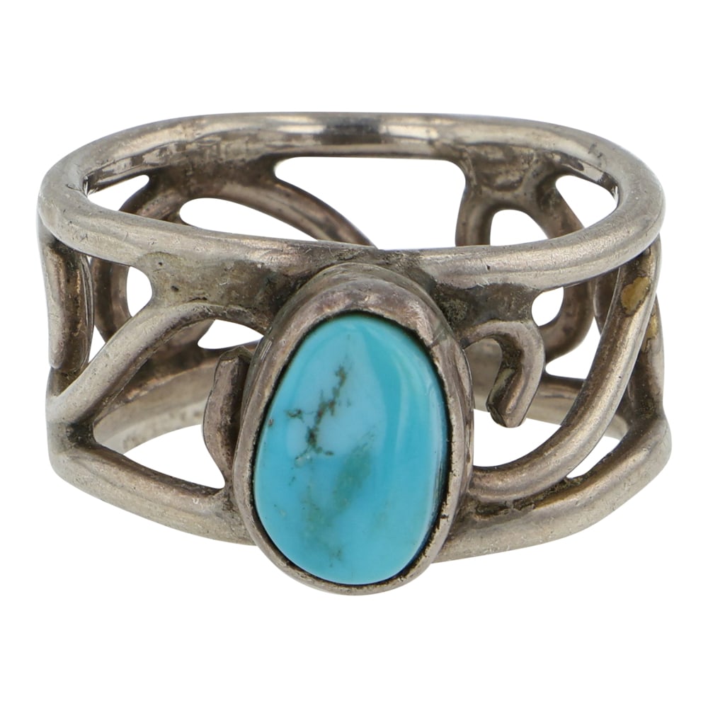 Navajo Kingman Turquoise Ring: Sterling Silver | Genuine Kingman Turquoise | Navajo Kingman Turquoise Ring | Navajo Native American Southwest Indian Jewelry | Good (no breaks or damages) | Approximate Weight: 5 Grams | Ring: 6