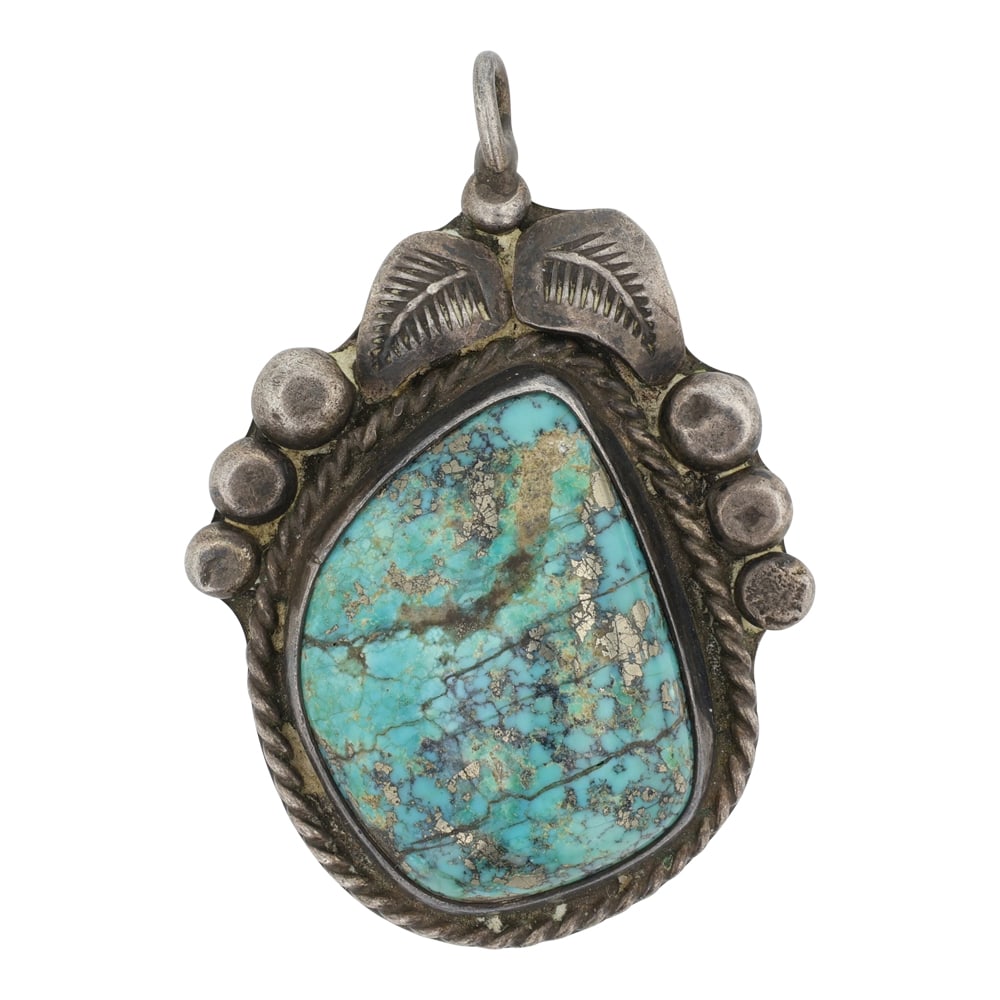 Vintage Navajo Nevada Turquoise Pendant (1 of 2)