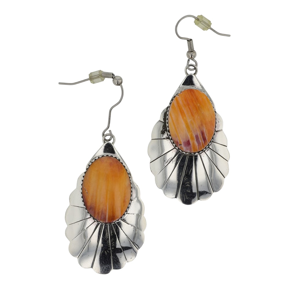 Navajo Spiny Oyster Earrings (1 of 2)