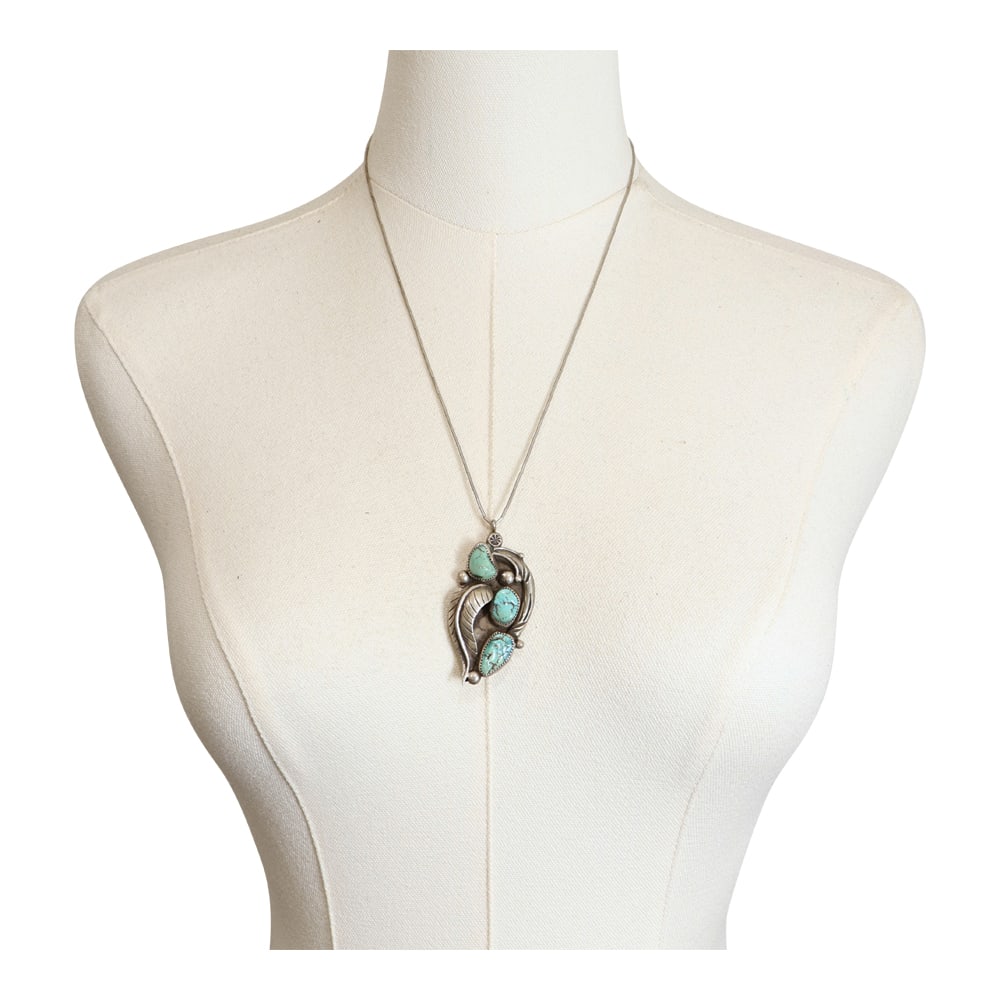 Vintage Navajo Nevada Turquoise Necklace: Sterling Silver | Genuine Nevada Turquoise | Vintage Navajo Nevada Turquoise Necklace | Navajo Native American Southwest Indian Jewelry | Good (no breaks or damages) | Approximate Weight: 18 Grams | N