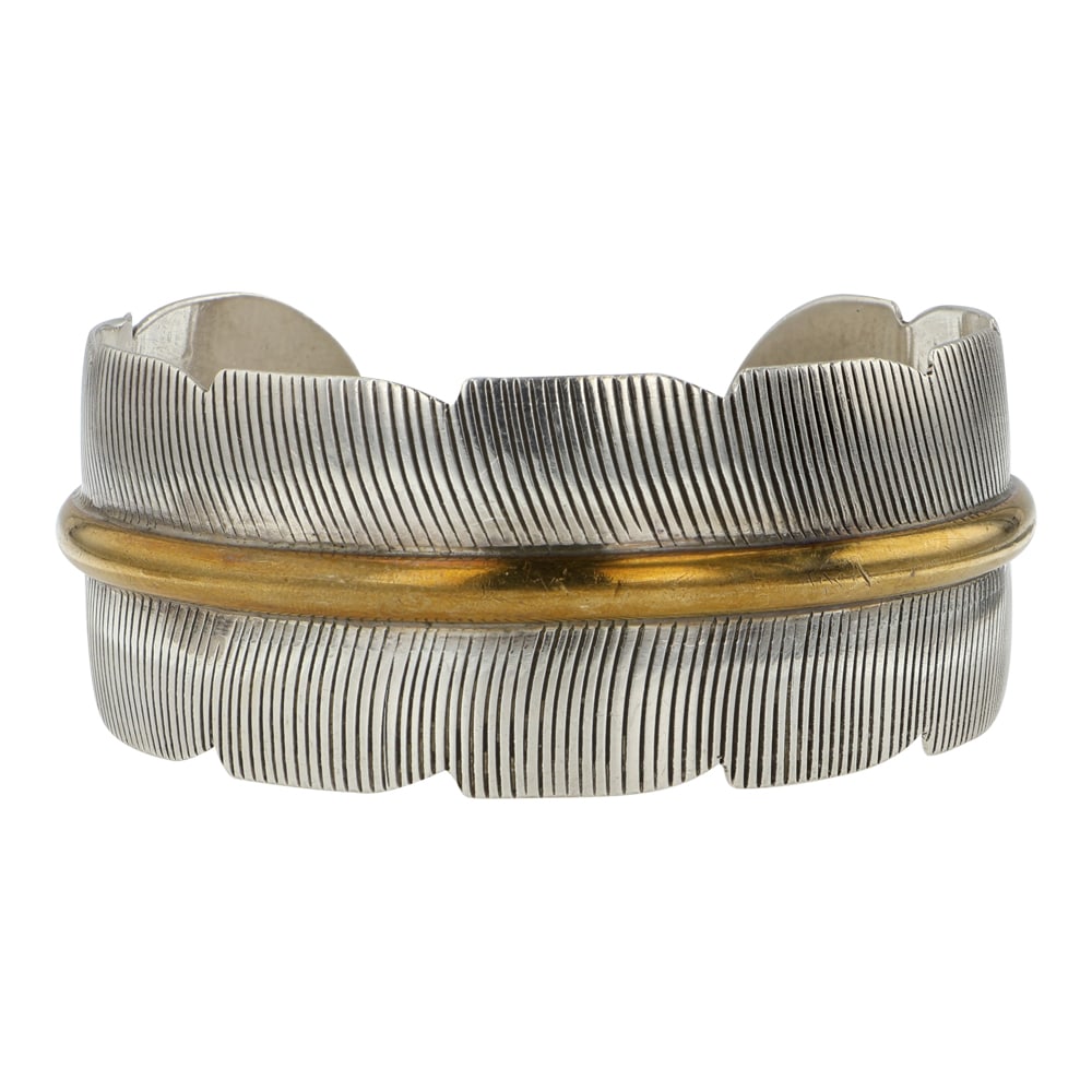 Glenn Livingston Navajo Sterling Silver & Gold Filled Feather Bracelet: Sterling Silver | | Glenn Livingston Navajo Sterling Silver & Gold Filled Feather Bracelet | Navajo Native American Southwest Indian Jewelry | Good (no breaks or damages) | Approximate Weight: 32 Gram