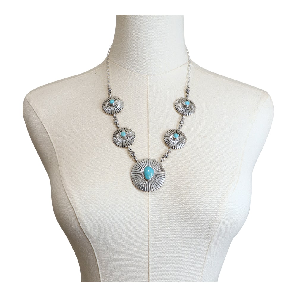 RB Navajo Kingman Turquoise Necklace: Sterling Silver | Genuine Kingman Turquoise | RB Navajo Kingman Turquoise Necklace | Navajo Native American Southwest Indian Jewelry | Good (no breaks or damages) | Approximate Weight: 62 Grams |