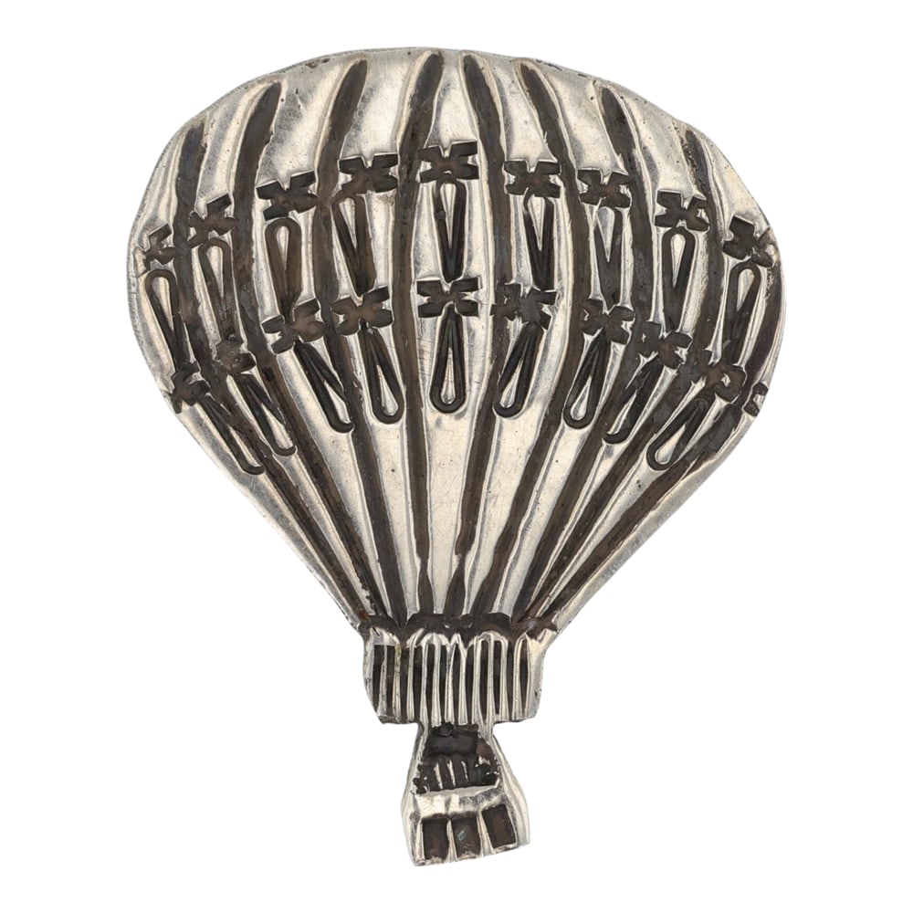 Harry Martinez Navajo Vintage Hot Air Ballon Pin: Sterling Silver | | Harry Martinez Navajo Vintage Hot Air Ballon Pin | Navajo Native American Southwest Indian Jewelry | Good (no breaks or damages) | Approximate Weight: 10 Grams | Pin: 1.5" x