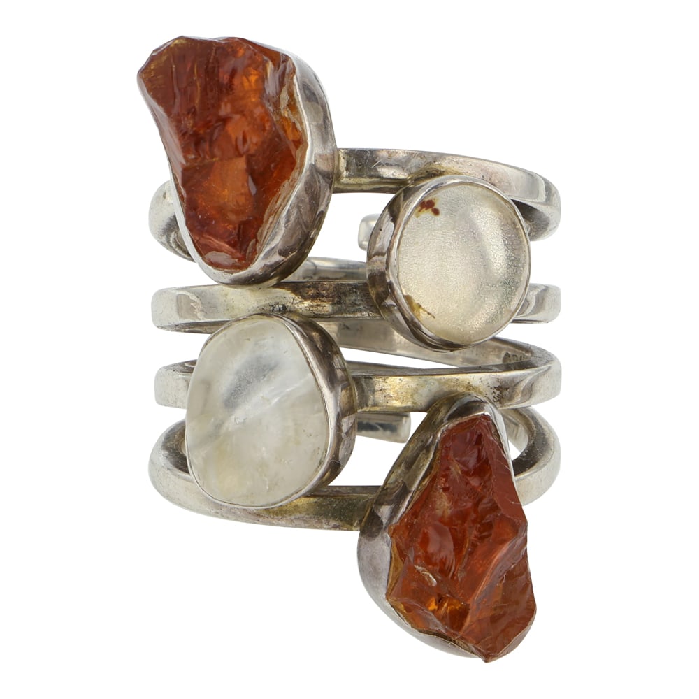 Lilly Barrack Southwest Shop Amber & Quartz Ring: Sterling Silver | Genuine Amber & Quartz | Lilly Barrack Southwest Shop Amber & Quartz Ring | Southwest American Shop Jewelry | Good (no breaks or damages) | Approximate Weight: 15 Grams | Ring: 7 siz