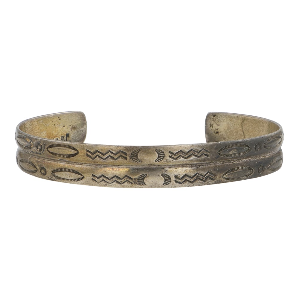 Vintage Navajo Plain Silver Stamp Cuff Bracelet (1 of 3)