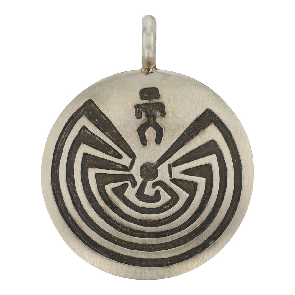 Navajo Man in the Maze Plain Silver Pendant: Sterling Silver | | Navajo Man in the Maze Plain Silver Pendant | Navajo Native American Southwest Indian Jewelry | Good (no breaks or damages) | Approximate Weight: 2 Grams | Pendant: 1.25" x 1"