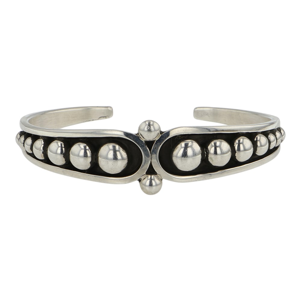 Johnathan Nez Navajo Intricate Plain Silver Graduated Cuff Bracelet (1 of 3)