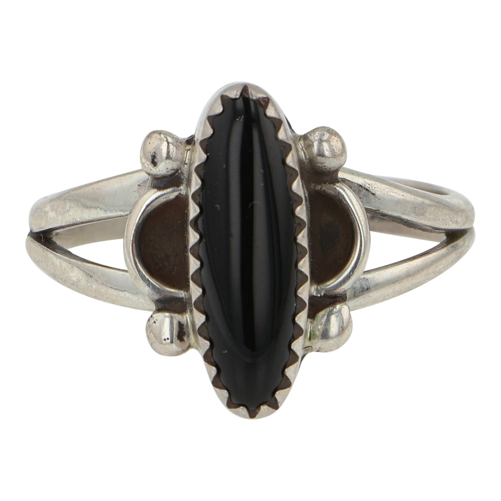Navajo Black Onyx Ring: Sterling Silver | Genuine Black Onyx | Navajo Black Onyx Ring | Navajo Native American Southwest Indian Jewelry | Good (no breaks or damages) | Approximate Weight: 3 Grams | Ring: 9 size, .5" x .25" f