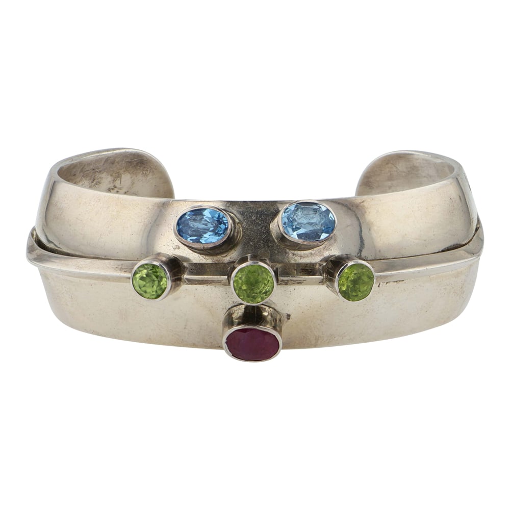Paul Livingston Navajo Topaz Peridot & Garnet Contemporary Domed Cuff Bracelet: Sterling Silver | Genuine Topaz & Garnet | Paul Livingston Navajo Topaz Peridot & Garnet Contemporary Domed Cuff Bracelet | Navajo Native American Southwest Indian Jewelry | Good (no breaks or damages