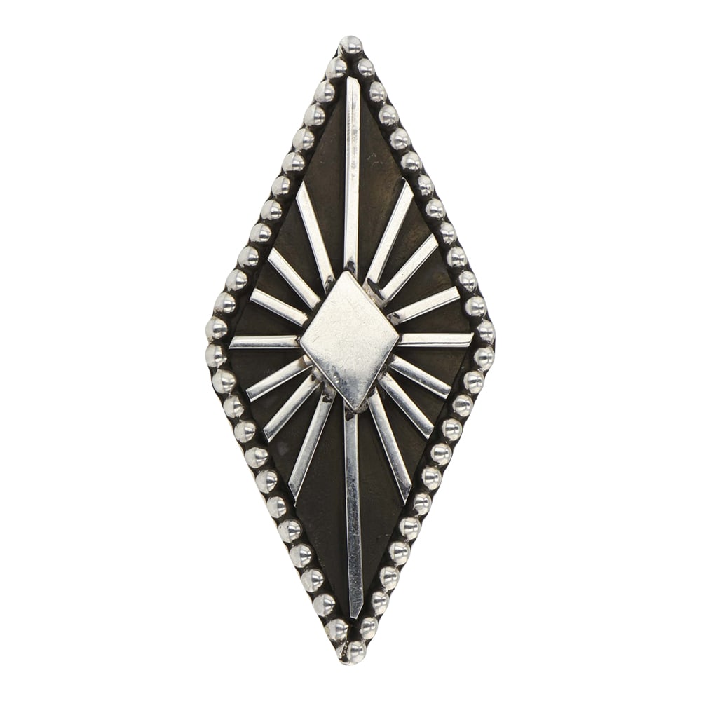 Tom Hawk Navjao Diamond Shaped Plain Silver Ring: Sterling Silver | | Tom Hawk Navjao Diamond Shaped Plain Silver Ring | Navajo Native American Southwest Indian Jewelry | Good (no breaks or damages) | Approximate Weight: 26 Grams | Ring: 8 size (adju