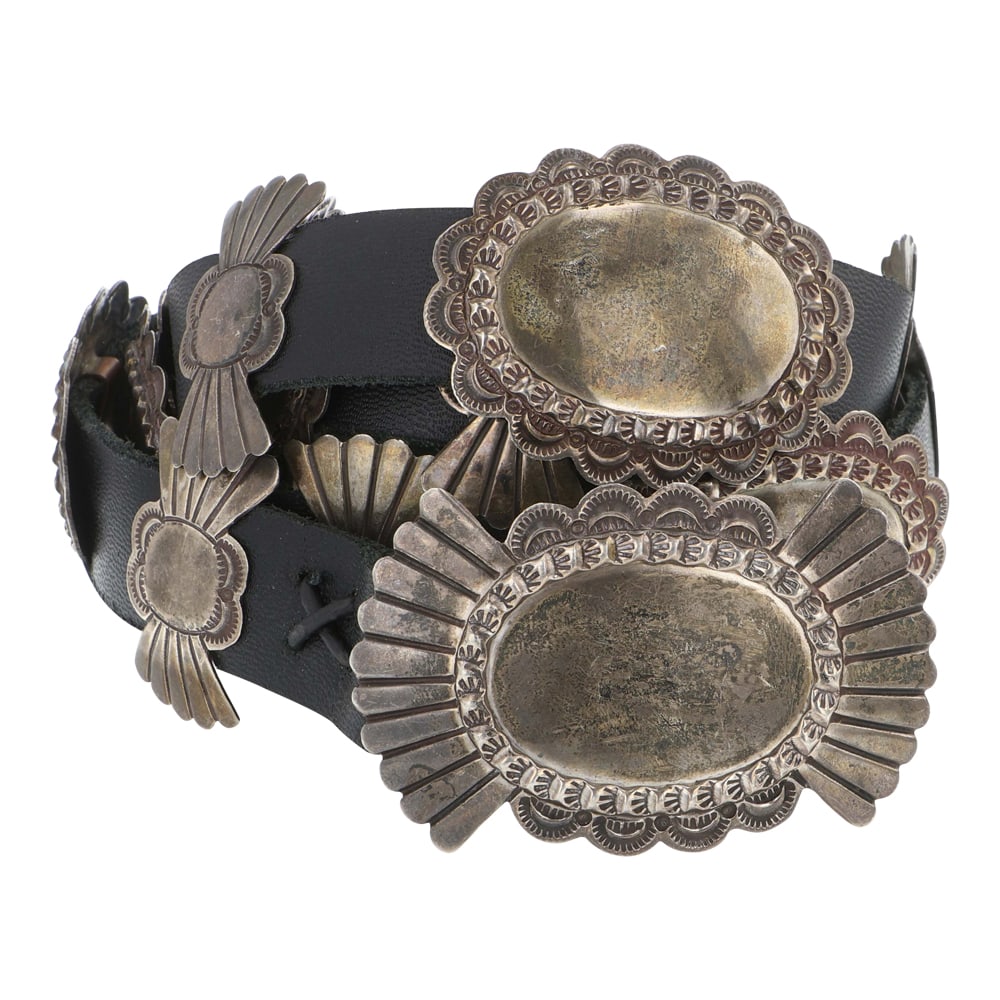 Delebert Delgarito Navjao Plain Silver Stamp-Work Concho Belt: Sterling Silver | | Delebert Delgarito Navjao Plain Silver Stamp-Work Concho Belt | Navajo Native American Southwest Indian Jewelry | Good (no breaks or damages) | Approximate Weight: 213 Grams | Belt