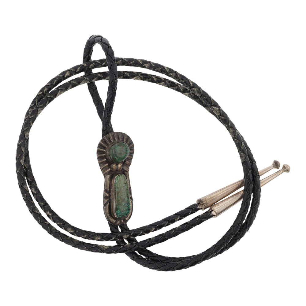 Vintage Navjao Chrysocolla Bolo Tie: Sterling Silver | Genuine Chrysocolla | Vintage Navjao Chrysocolla Bolo Tie | Navajo Native American Southwest Indian Jewelry | Good (no breaks or damages) | Approximate Weight: 17 Grams | Bolo: 18" l