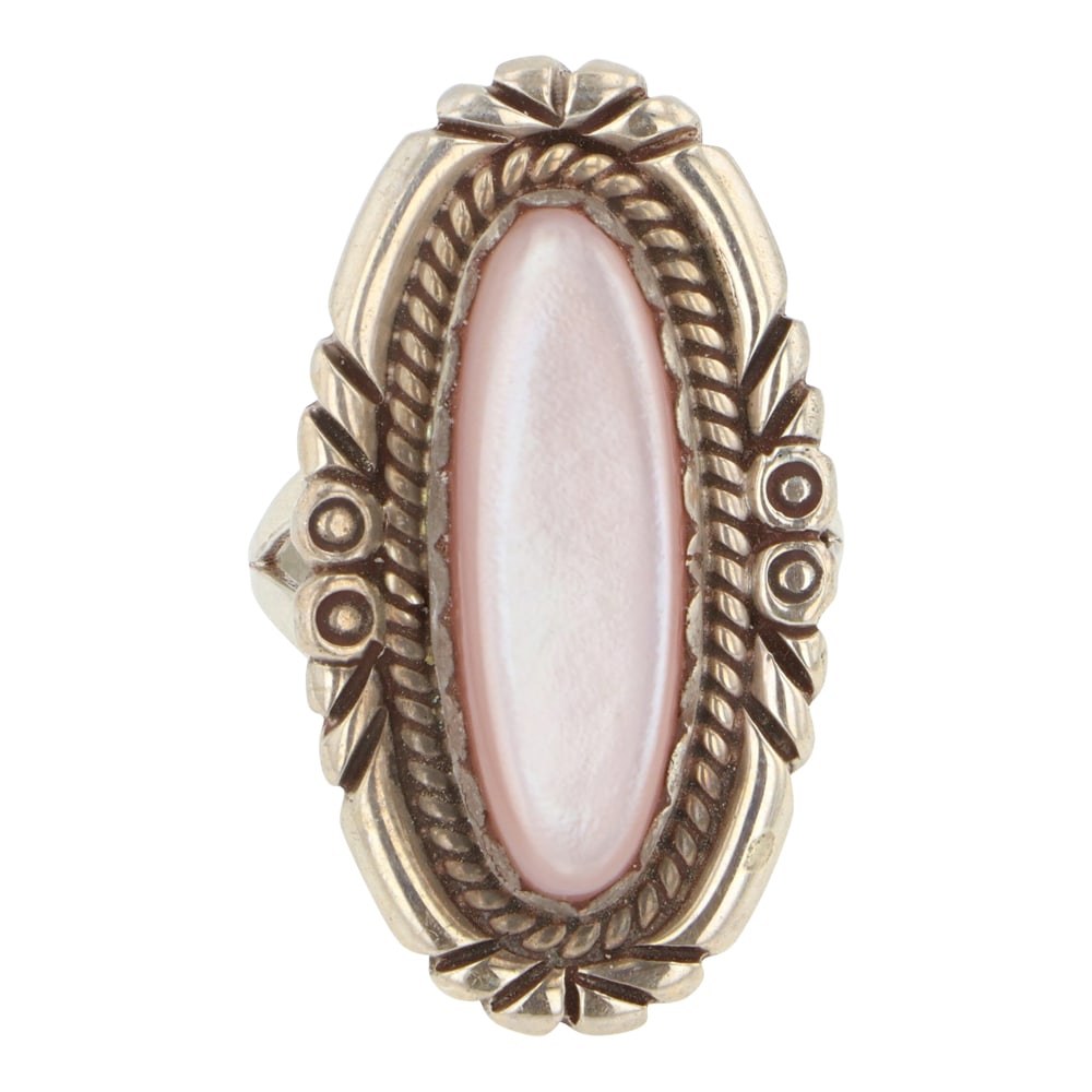 Vintage Navajo Pink Mussel Shell Ring (1 of 3)