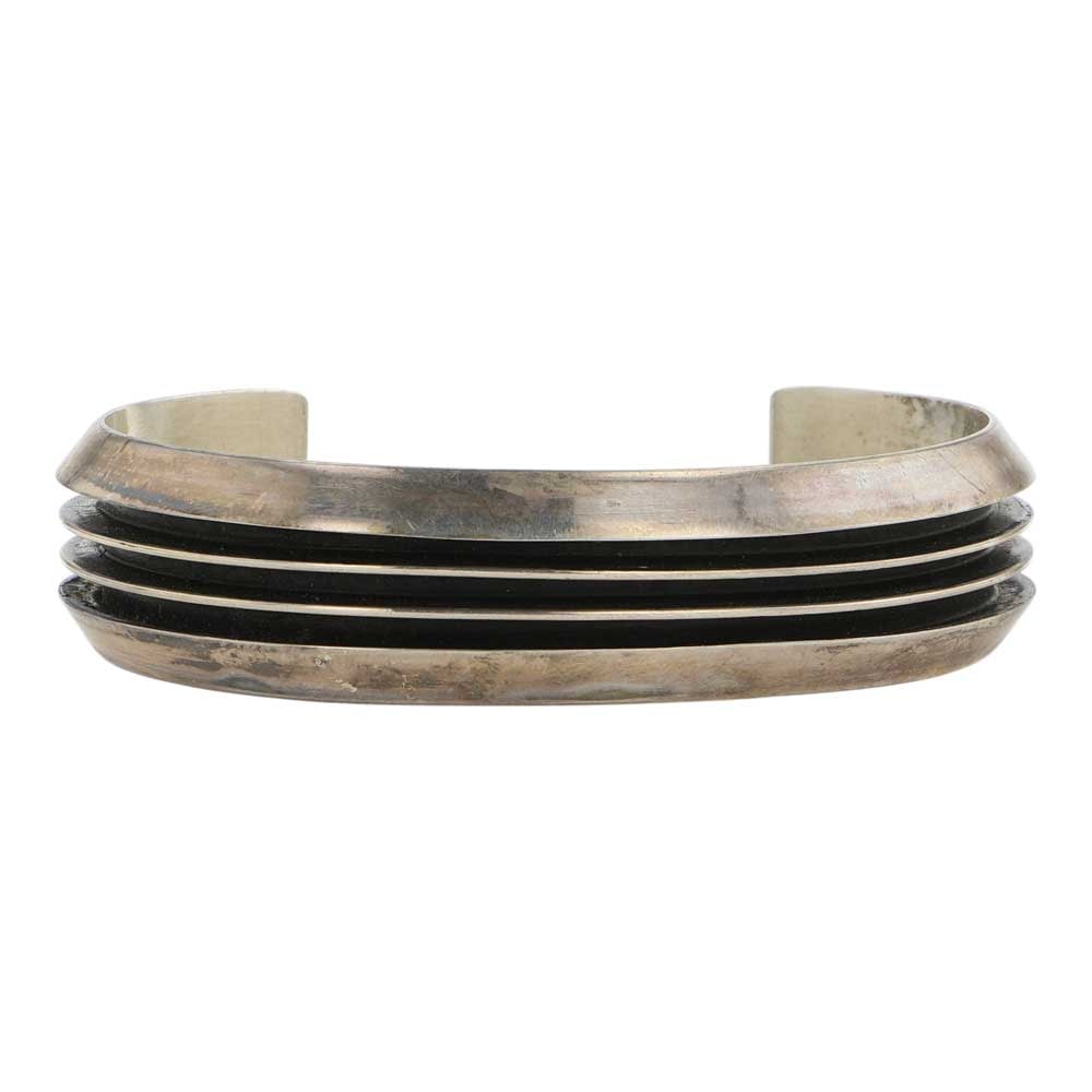 Tom Hawk Navajo Plain Silver Bracelet (1 of 3)