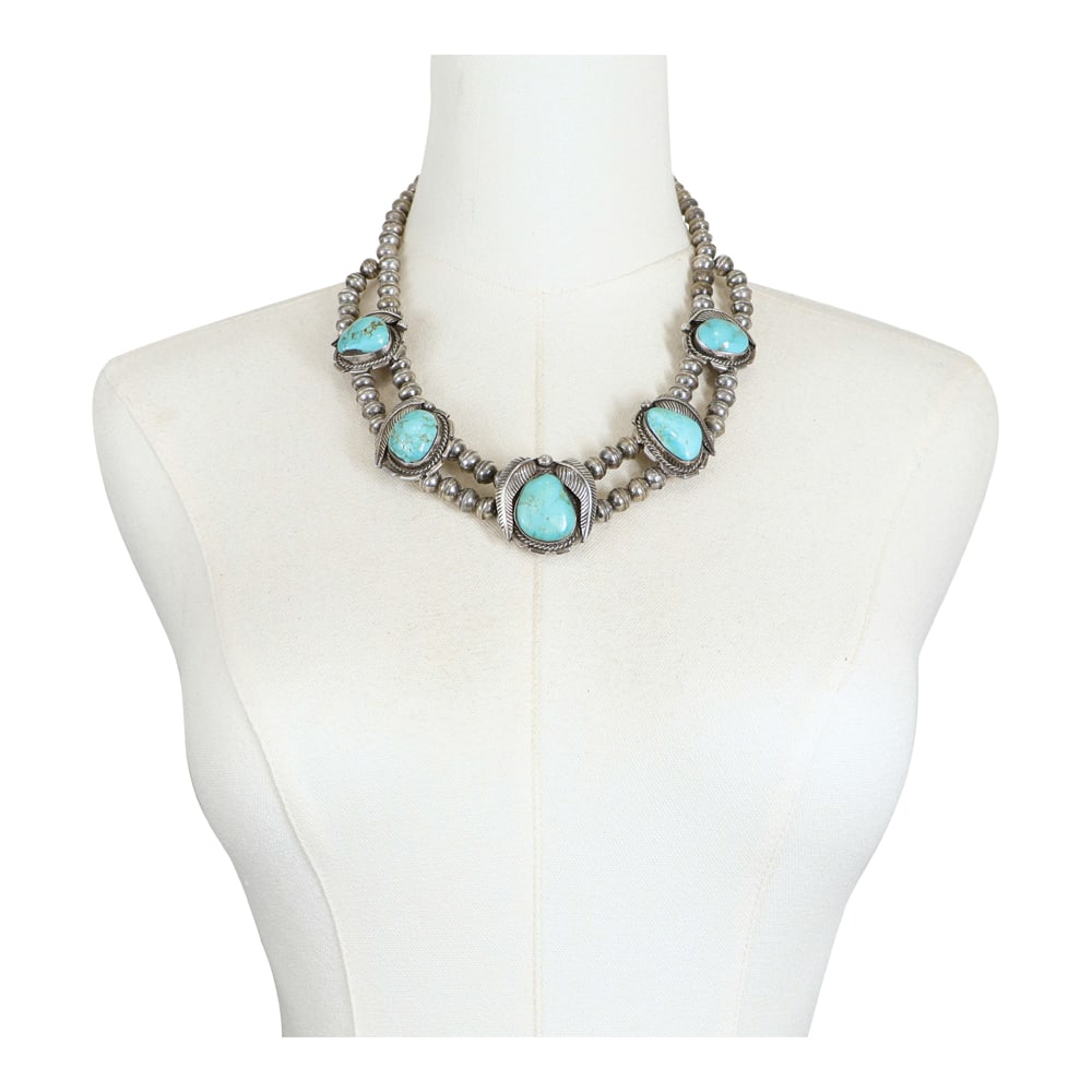 Vintage Navajo Nevada Turquoise Choker Necklace: Sterling Silver | Genuine Nevada Turquoise | Vintage Navajo Nevada Turquoise Choker Necklace | Navajo Native American Southwest Indian Jewelry | Good (no breaks or damages) | Approximate Weight:?102 G