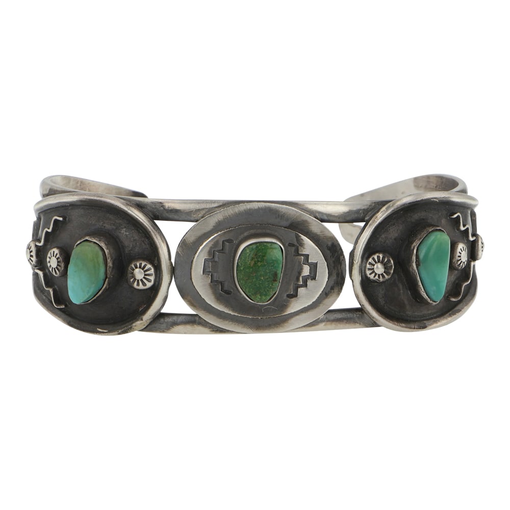 Vintage Navajo Fox Turquoise Bracelet (1 of 3)