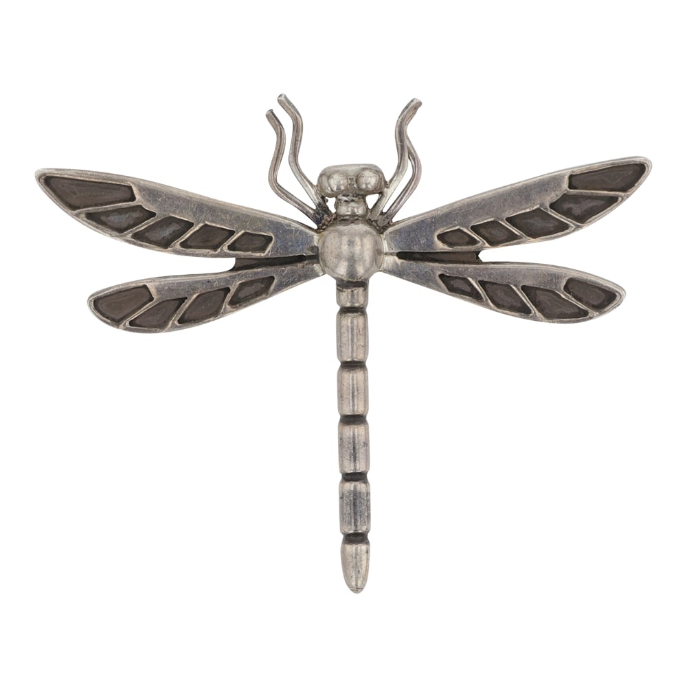 Vintage Navajo Plain Silver Dragonfly Pin: Sterling Silver | | Vintage Navajo Plain Silver Dragonfly Pin | Navajo Native American Southwest Indian Jewelry | Good (no breaks or damages) | Approximate Weight: 8 Grams | Pin: 2" x 1.5" |