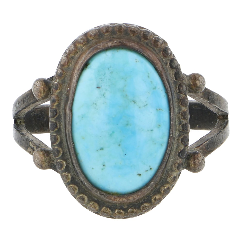 Vintage Navjao Kingman Turquoise Ring: Sterling Silver | Genuine Kingman Turquoise | Vintage Navjao Kingman Turquoise Ring | Navajo Native American Southwest Indian Jewelry | Good (no breaks or damages) | Approximate Weight: 4 Grams | Ring