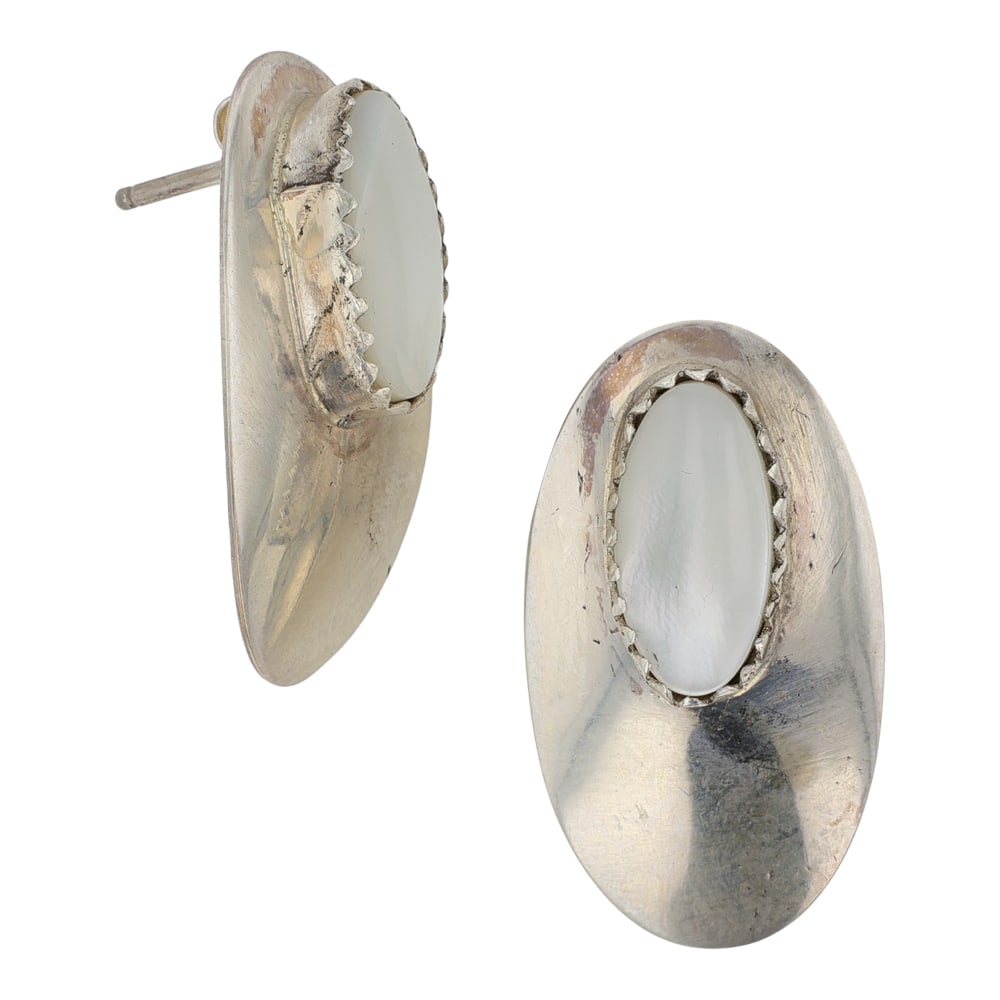 Navajo Mother of Pearl Earrings: Sterling Silver | Genuine Mother of Pearl | Navajo Mother of Pearl Earrings | Navajo Native American Southwest Indian Jewelry | Good (no breaks or damages) | Approximate Weight: 4 Grams | Earrings: 1"