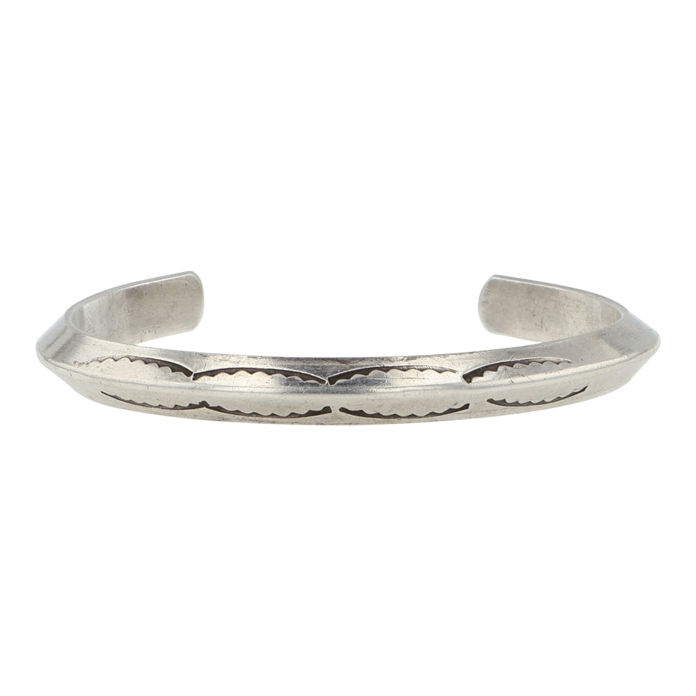 Vintage Navajo Triangle Wire Stamp-Work Bracelet: Sterling Silver | | Vintage Navajo Triangle Wire Stamp-Work Bracelet | Navajo Native American Southwest Indian Jewelry | Good (no breaks or damages) | Approximate Weight: 25 Grams | Bracelet: 5" inner