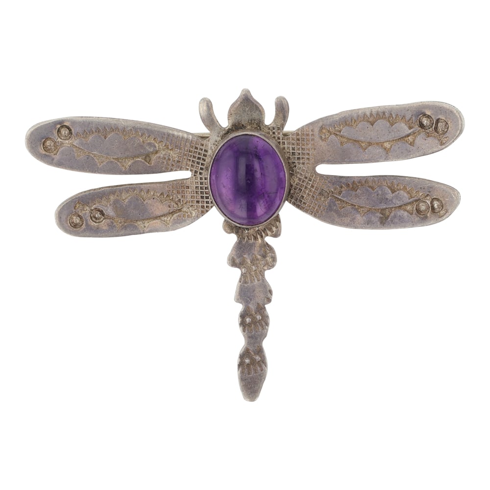 Grady Alexander Vintage Southwest Arist Amethyst Dragonfly Pin: Sterling Silver | Genuine Amethyst | Grady Alexander Vintage Southwest Arist Amethyst Dragonfly Pin | American Southwest Jewelry | Good (no breaks or damages) | Approximate Weight: 8 Grams | Pin: 2" x