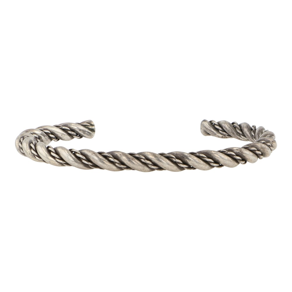 Vintage Navajo Heavy Twisted Wires Cuff bracelet: Sterling Silver | | Vintage Navajo Heavy Twisted Wires Cuff bracelet | Navajo Native American Southwest Indian Jewelry | Good (no breaks or damages) | Approximate Weight: 19 Grams | Bracelet: 5" inner