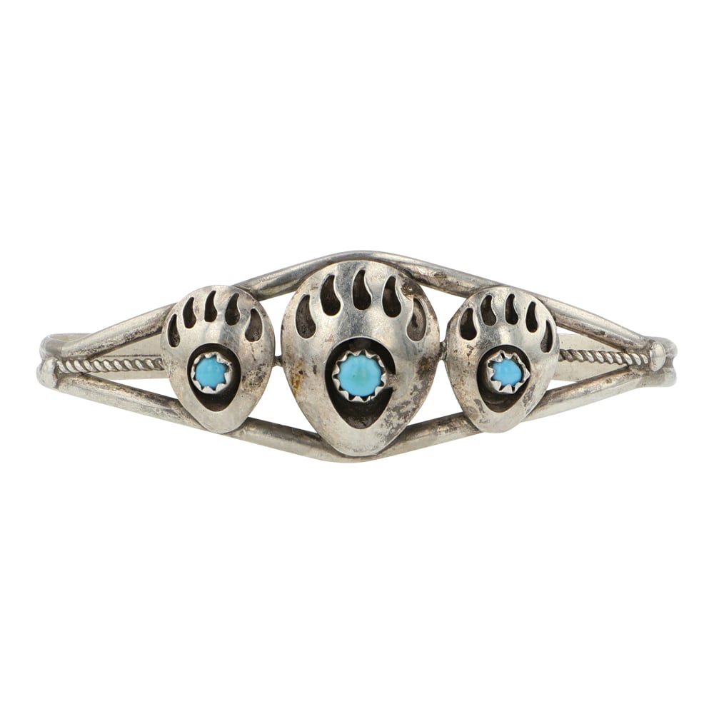 Navajo Kingman Turquoise Bear Paw Bracelet: Sterling Silver | Genuine Kingman Turquoise | Navajo Kingman Turquoise Bear Paw Bracelet | Navajo Native American Southwest Indian Jewelry | Good (no breaks or damages) | Approximate Weight: 7 Grams |