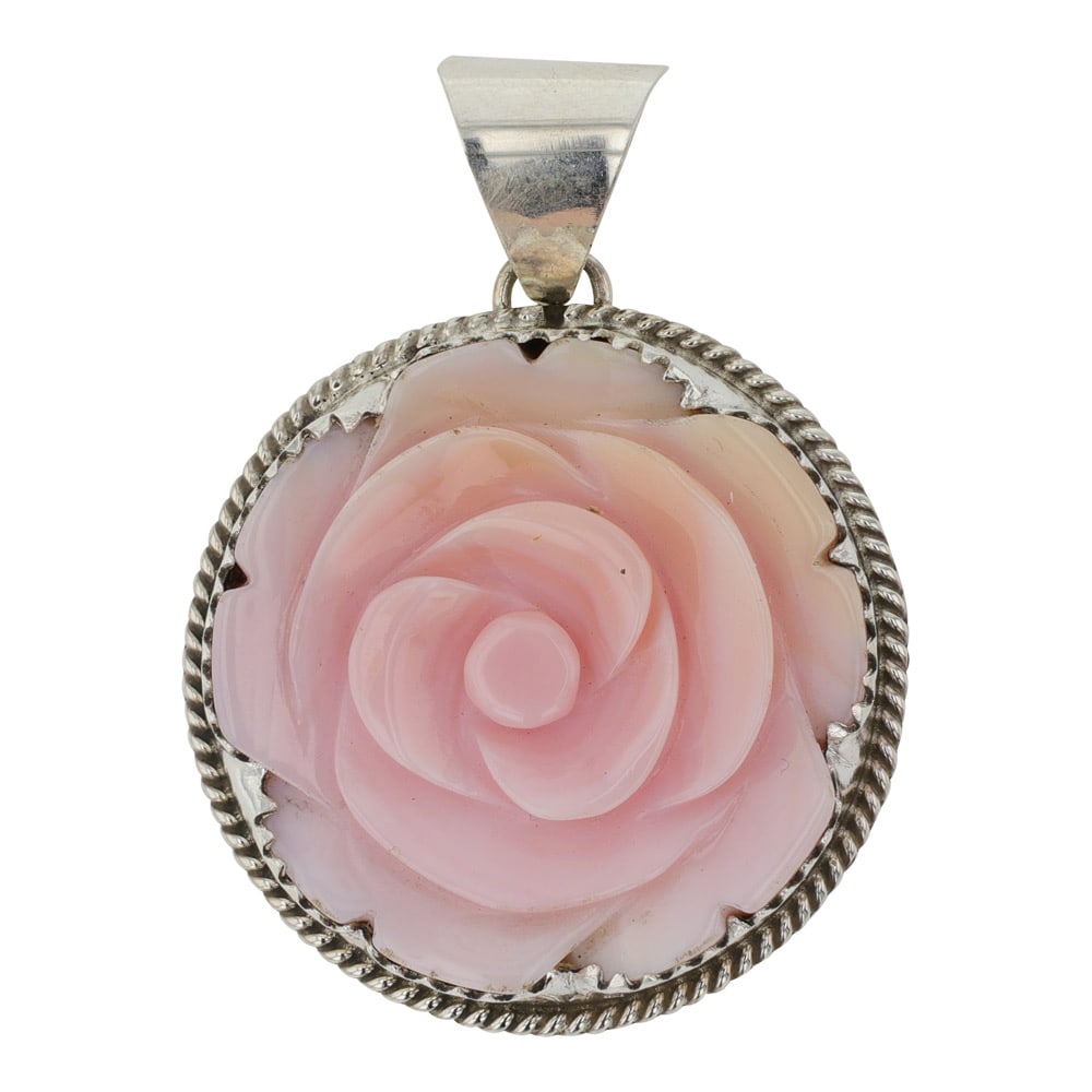 Navajo Pink Conch Flower Pendant: Sterling Silver | Genuine Pink Conch | Navajo Pink Conch Flower Pendant | Navajo Native American Southwest Indian Jewelry | Good (no breaks or damages) | Approximate Weight:?9?Grams | Pendant: 1.5" x 