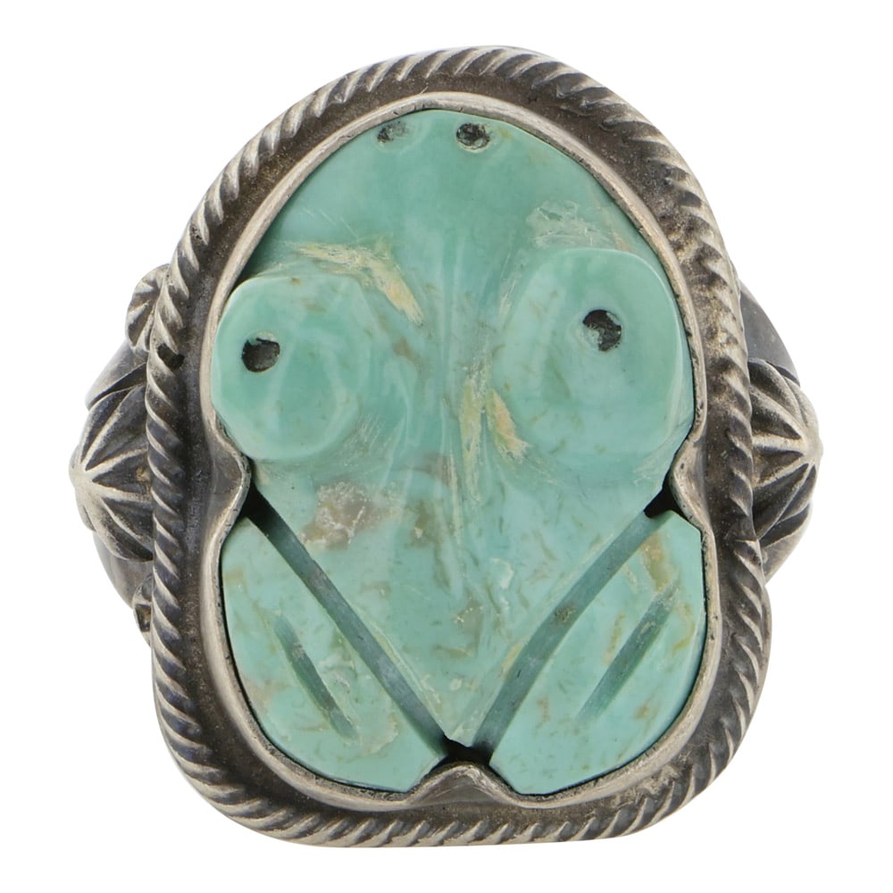 Bob Becenti Navajo Nevada Turquoise Carved Frog Ring (1 of 3)
