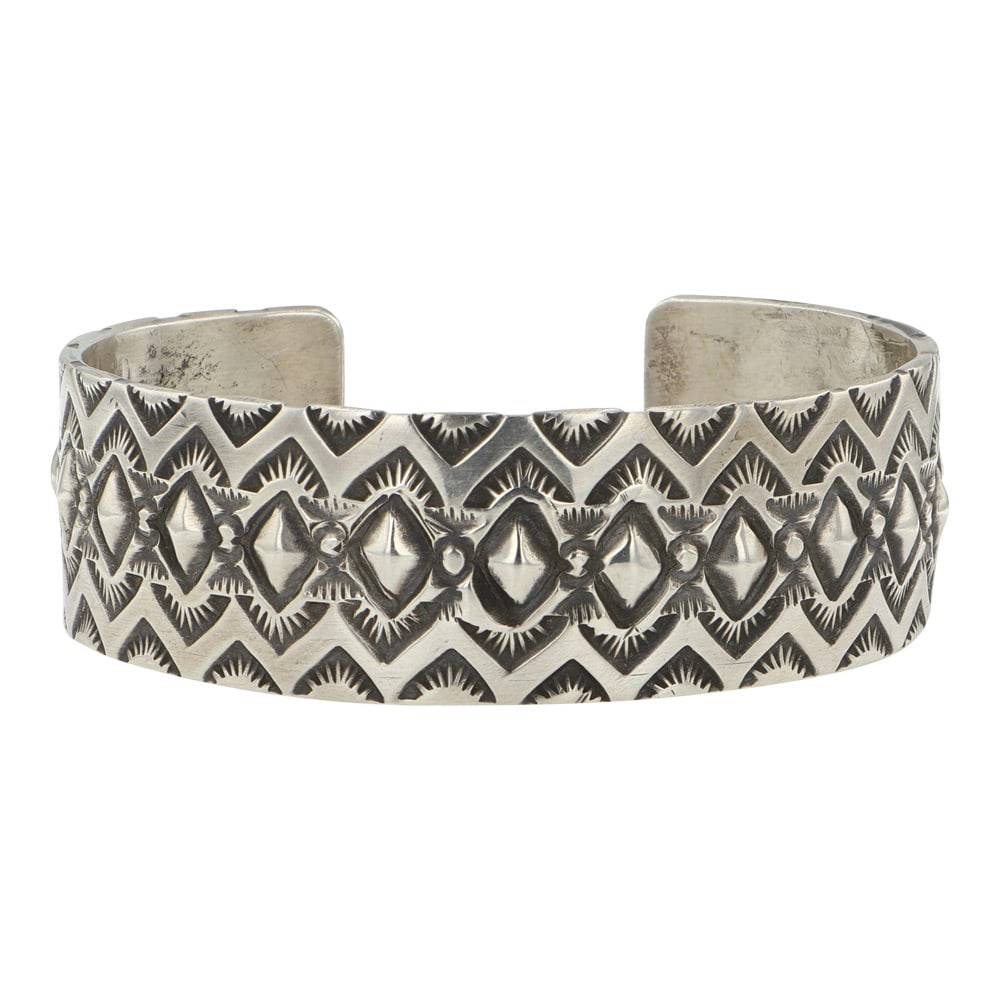 Sandi Willie Navjao Stamp-Work Bump out Cuff Bracelet: Sterling Silver | | Sandi Willie Navjao Stamp-Work Bump out Cuff Bracelet | Navajo Native American Southwest Indian Jewelry | Good (no breaks or damages) | Approximate Weight:?45?Grams | Bracelet:
