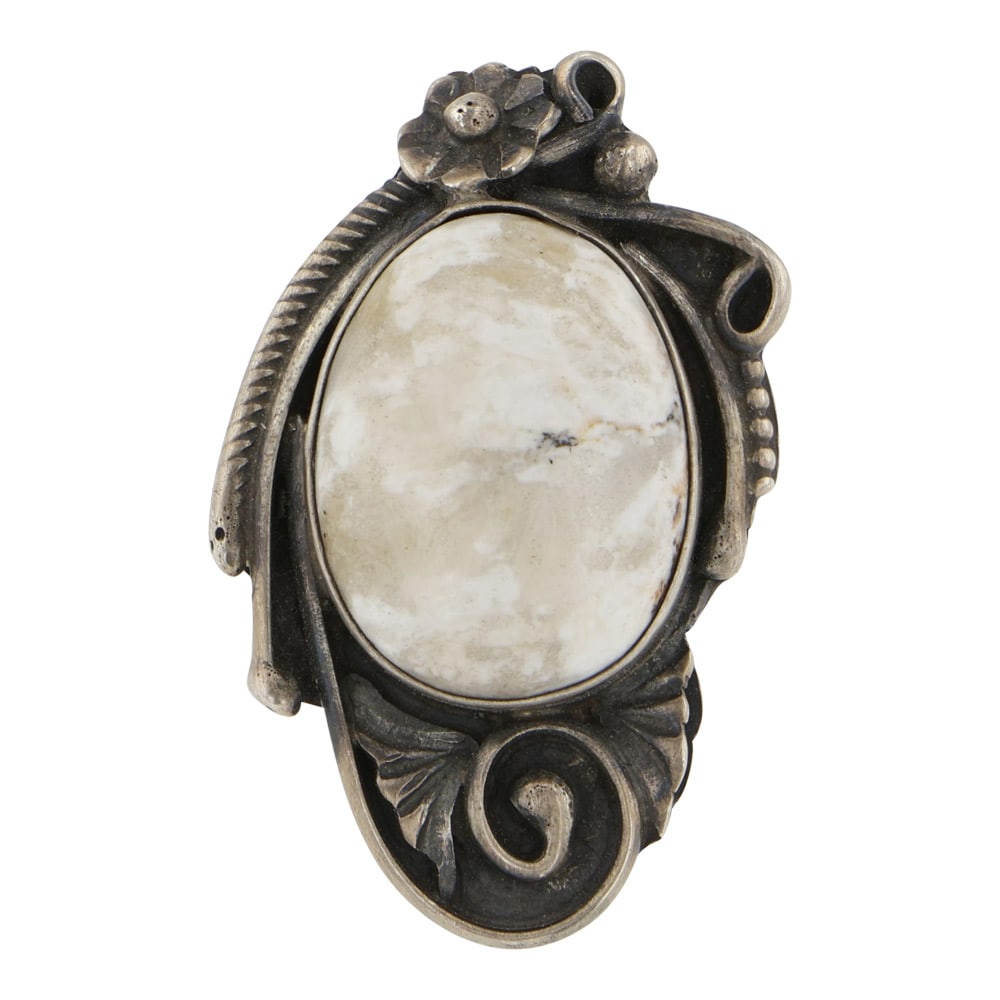 Lorenzo Juan White Buffalo Ring: Sterling Silver | Genuine White Buffalo | Lorenzo Juan White Buffalo Ring | Navajo Native American Southwest Indian Jewelry | Good (no breaks or damages) | Approximate Weight:?10?Grams | Ring: 5 size,