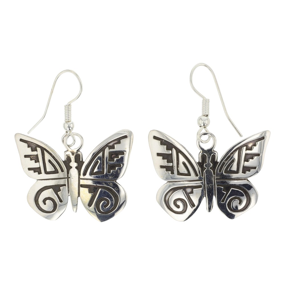 Navajo Plain Silver Butterfly Earrings: Sterling Silver | | Navajo Plain Silver Butterfly Earrings | Navajo Native American Southwest Indian Jewelry | Good (no breaks or damages) | Approximate Weight:?4?Grams | Earrings: 1" x 1.25" each |