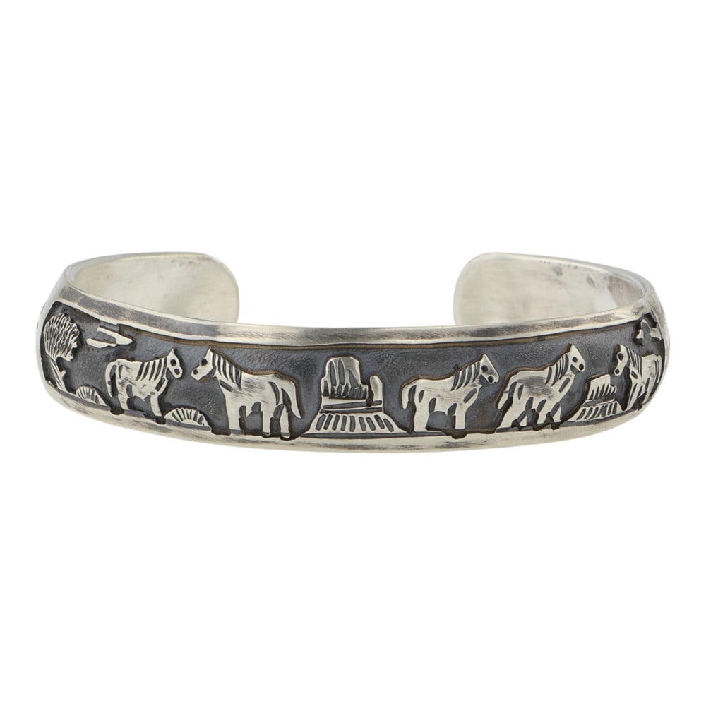 Navajo Storyteller Cuff Bracelet (1 of 4)