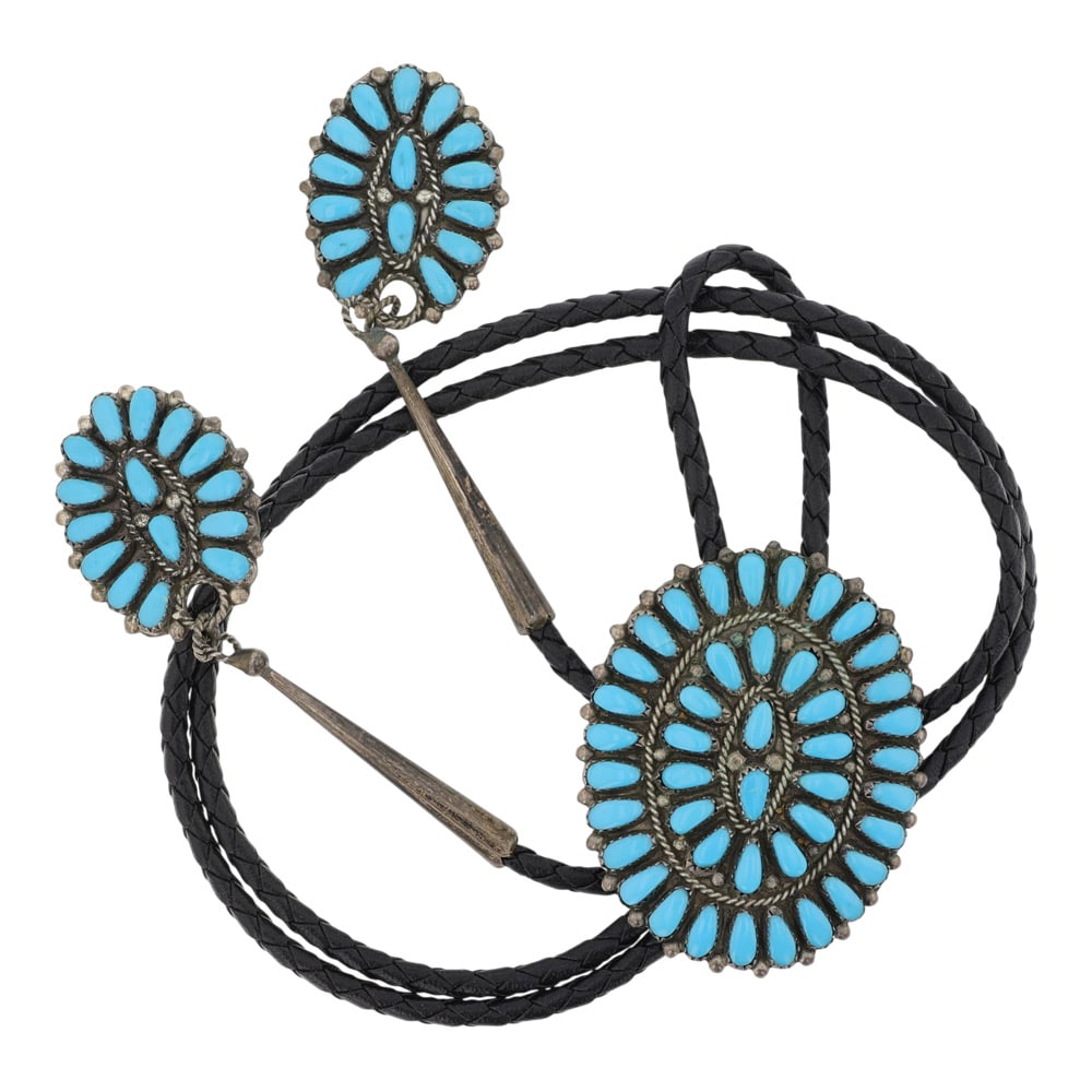 Vintage Navajo Kingman Turquoise Cluster Bolo Tie (1 of 2)