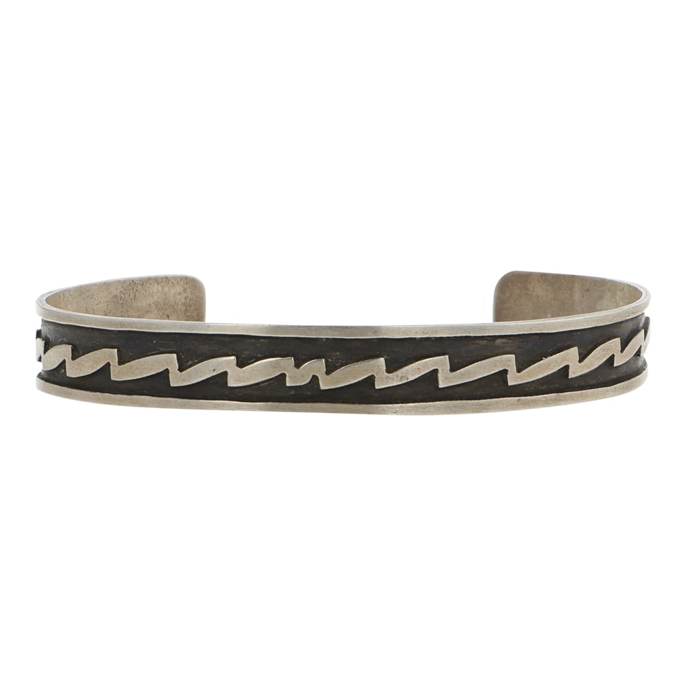 Navajo Plain Silver Cuff Bracelet: Sterling Silver | | Navajo Plain Silver Cuff Bracelet | Navajo Native American Southwest Indian Jewelry | Good (no breaks or damages) | Approximate Weight: 12 Grams | Bracelet: 5.75" inner, 1.25" gap,