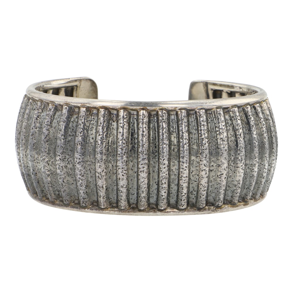 Alfred Joe Award Winning Navajo Artist Plain Silver Textured Cuff Bracelet: Sterling Silver | | Alfred Joe Award Winning Navajo Artist Plain Silver Textured Cuff Bracelet | Navajo Native American Southwest Indian Jewelry | Good (no breaks or damages) | Approximate Weight: 47 