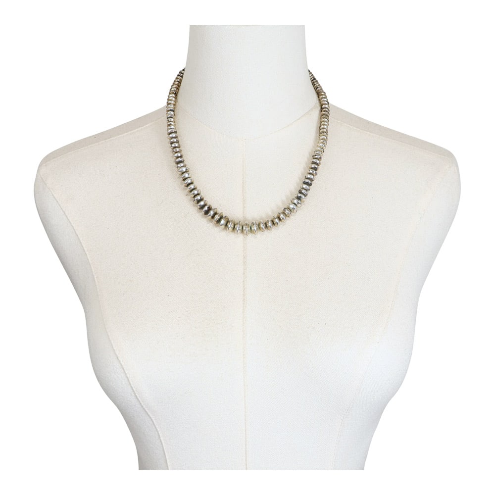 Vintage Navajo Graduated Roundell Beads Necklace