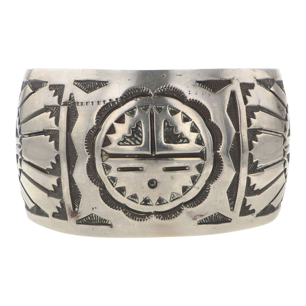 Ken & Marry Bill Navajo Plain Silver Cuff Bracelet: Sterling Silver | | Ken & Marry Bill Navajo Plain Silver Cuff Bracelet | Navajo Native American Southwest Indian Jewelry | Good (no breaks or damages) | Approximate Weight: 67 Grams | Bracelet: 5.75" 