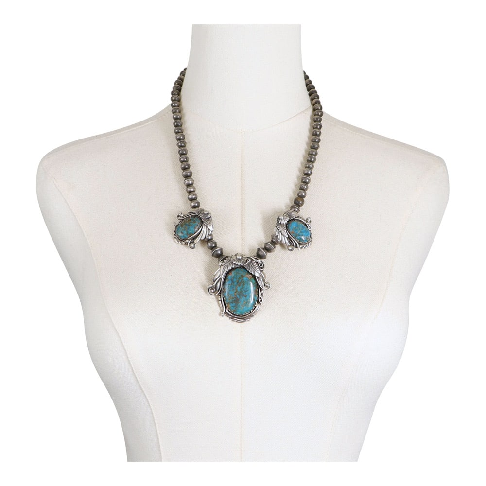 Vintage Navajo Pilot Mountain Turquoise Necklace: Sterling Silver | Genuine Pilot Mountain Turquoise | Vintage Navajo Pilot Mountain Turquoise Necklace | Navajo Native American Southwest Indian Jewelry | Good (no breaks or damages) | Approximate Weig