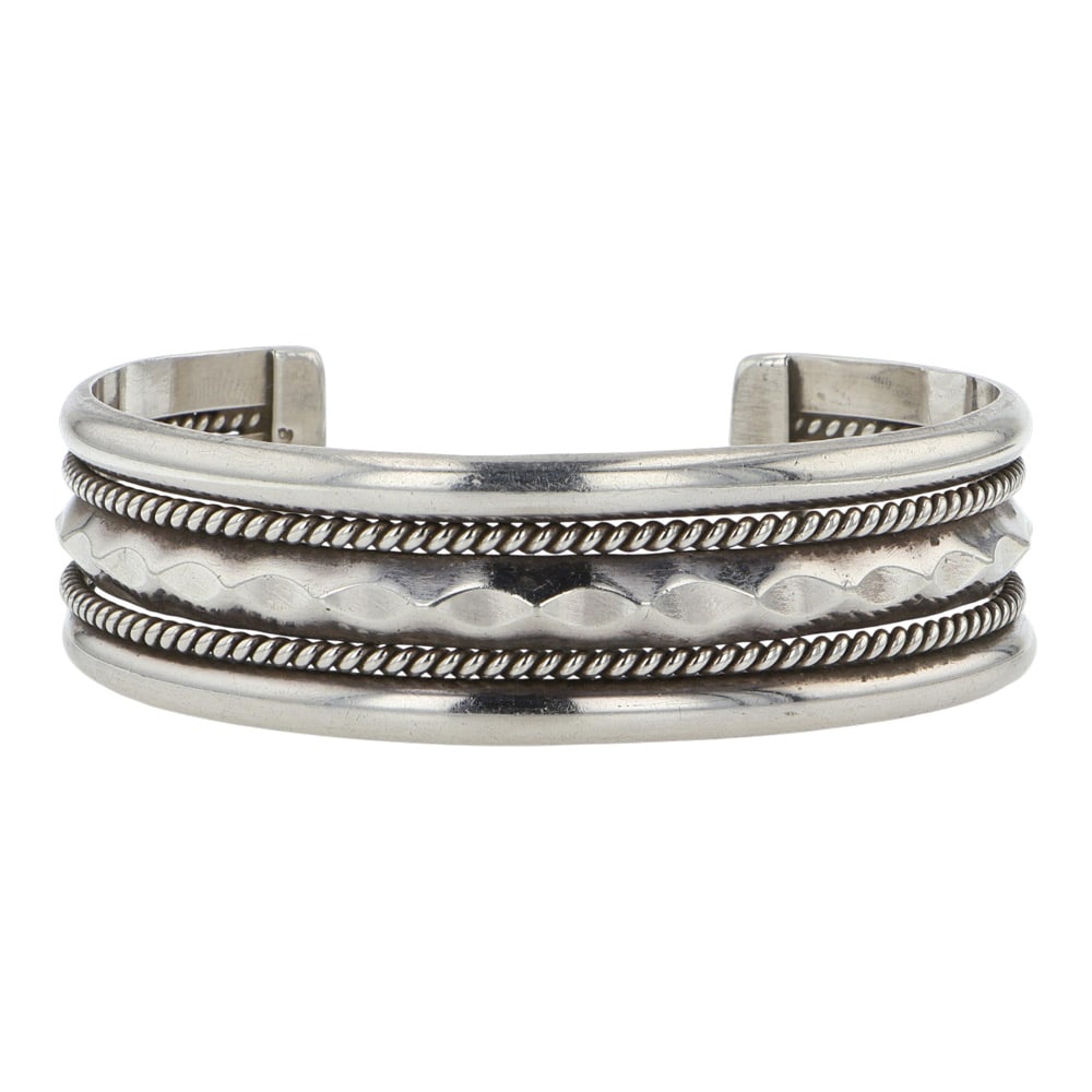 Navajo Tahe Twist Wire Bracelet (1 of 3)