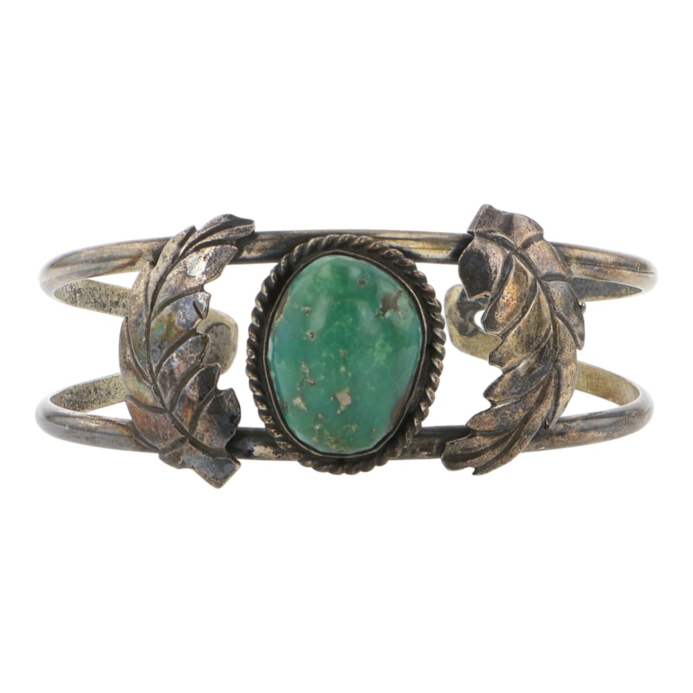 Vintage Navajo Fox Turquoise Bracelet: Sterling Silver | Genuine Fox Turquoise | Vintage Navajo Fox Turquoise Bracelet | Navajo Native American Southwest Indian Jewelry | Good (no breaks or damages) | Approximate Weight: 18 Grams | Bracele