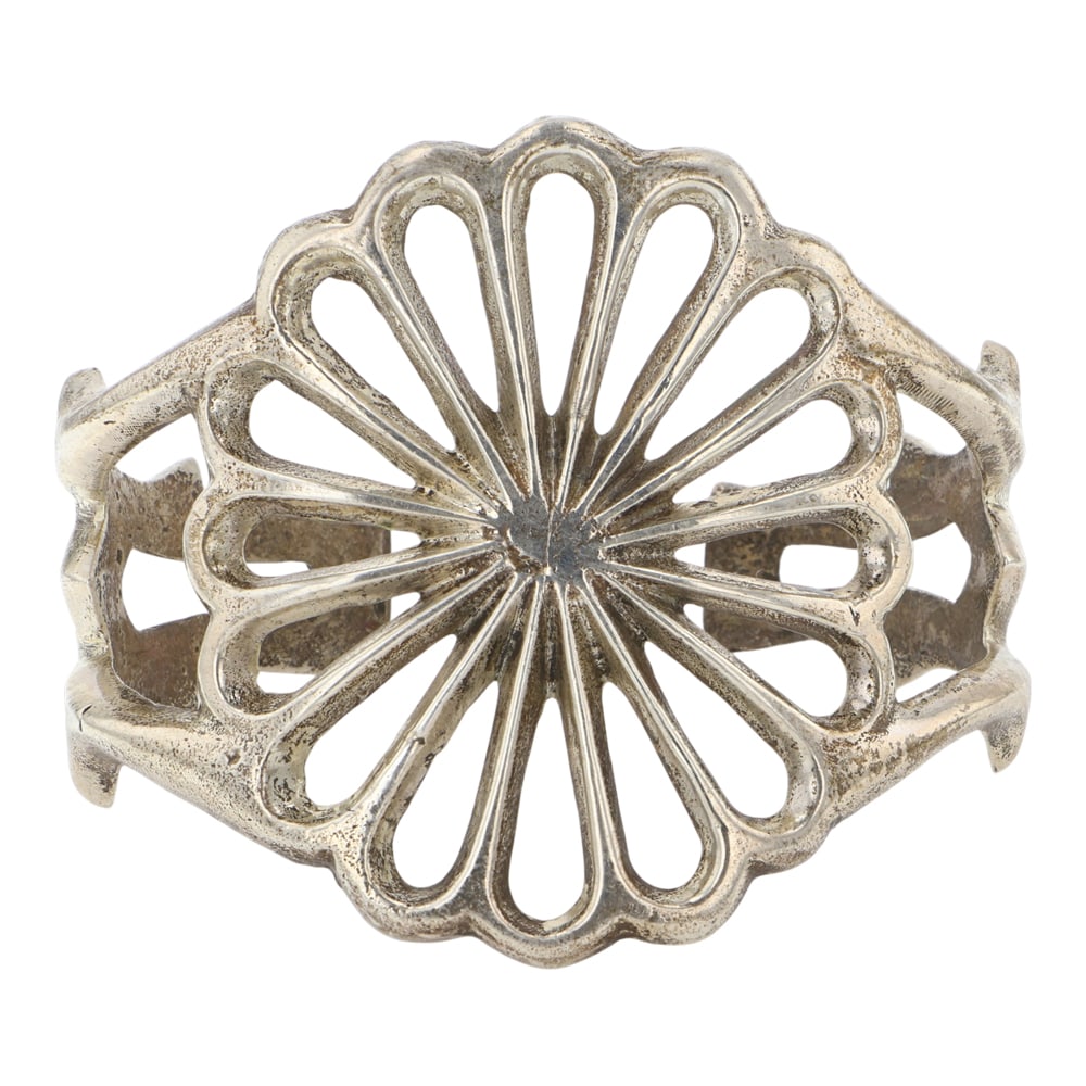 Vintage Navajo Plain Silver Sandcast Cuff Bracelet: Sterling Silver | | Vintage Navajo Plain Silver Sandcast Cuff Bracelet | Navajo Native American Southwest Indian Jewelry | Good (no breaks or damages) | Approximate Weight: 67 Grams | Bracelet: 5.75" 