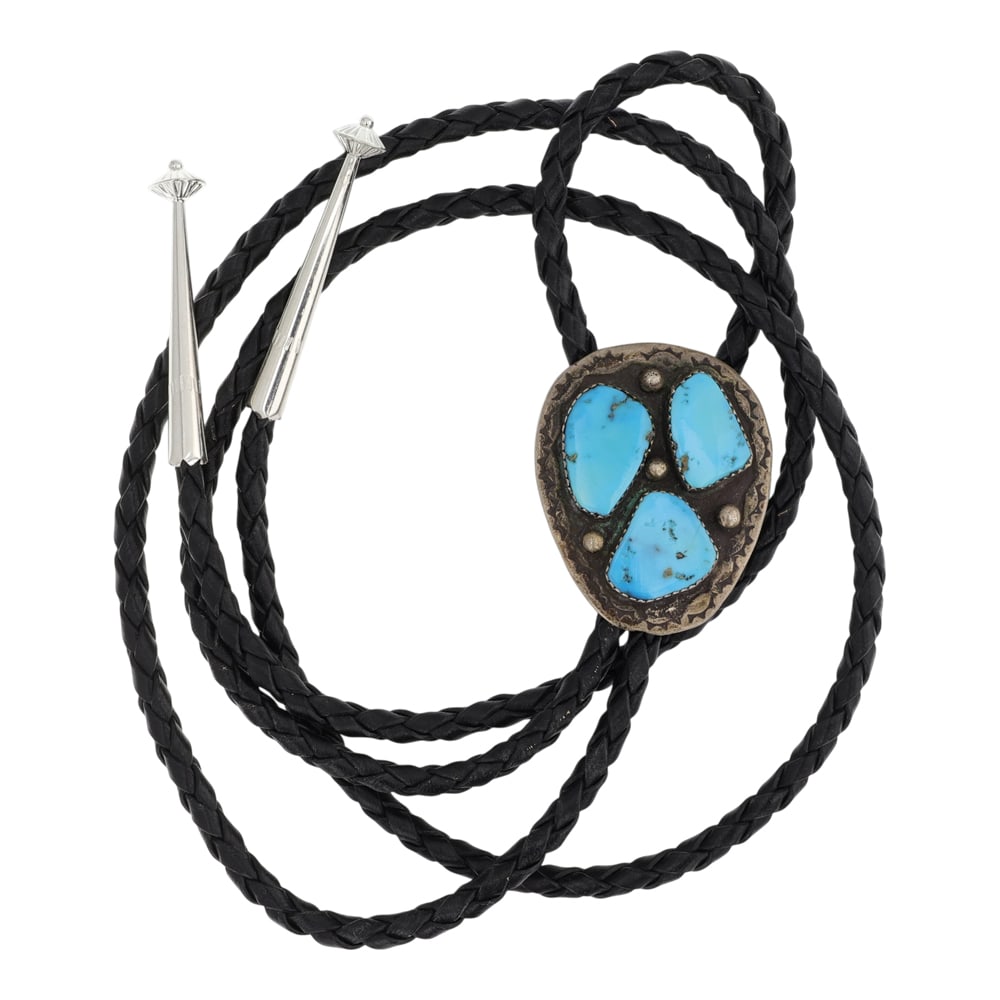 Vintage Navajo Kingman Turquoise Bolo Tie: Sterling Silver | Genuine Kingman Turquoise | Vintage Navajo Kingman Turquoise Bolo Tie | Navajo Native American Southwest Indian Jewelry | Good (no breaks or damages) | Approximate Weight: 30 Grams |