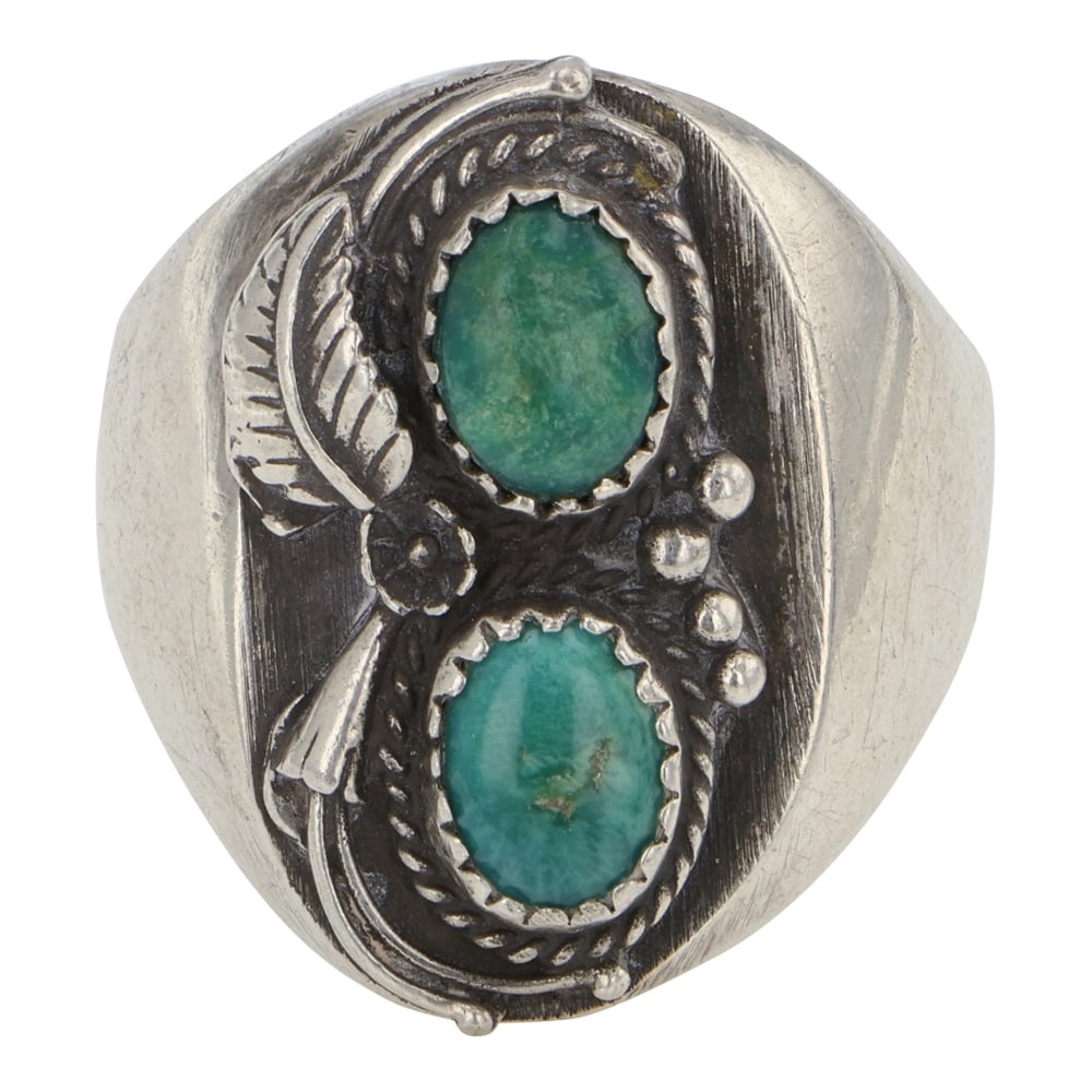 Vintage Navajo Fox Turquoise Ring: Sterling Silver | Genuine Fox Turquoise | Vintage Navajo Fox Turquoise Ring | Navajo Native American Southwest Indian Jewelry | Good (no breaks or damages) | Approximate Weight: 15 Grams | Ring: 12 si