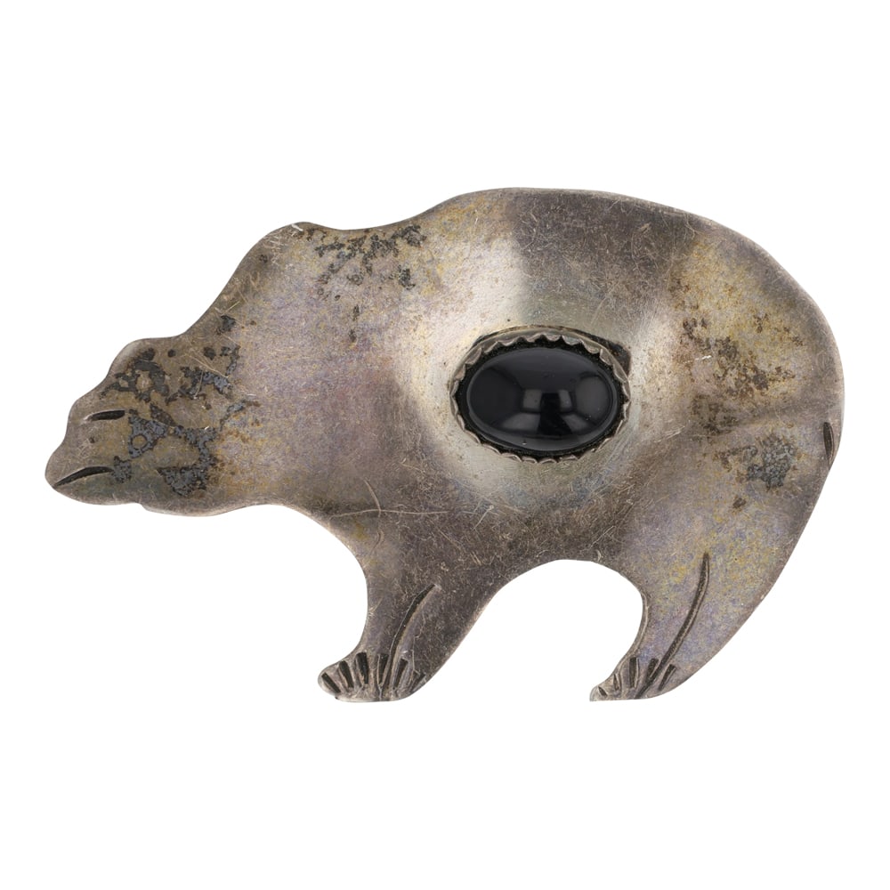 Vintage Navajo Black Onyx Bear Pin: Sterling Silver | Genuine Black Onyx | Vintage Navajo Black Onyx Bear Pin | Navajo Native American Southwest Indian Jewelry | Good (no breaks or damages) | Approximate Weight: 3 Grams | Pin: 1.5" x