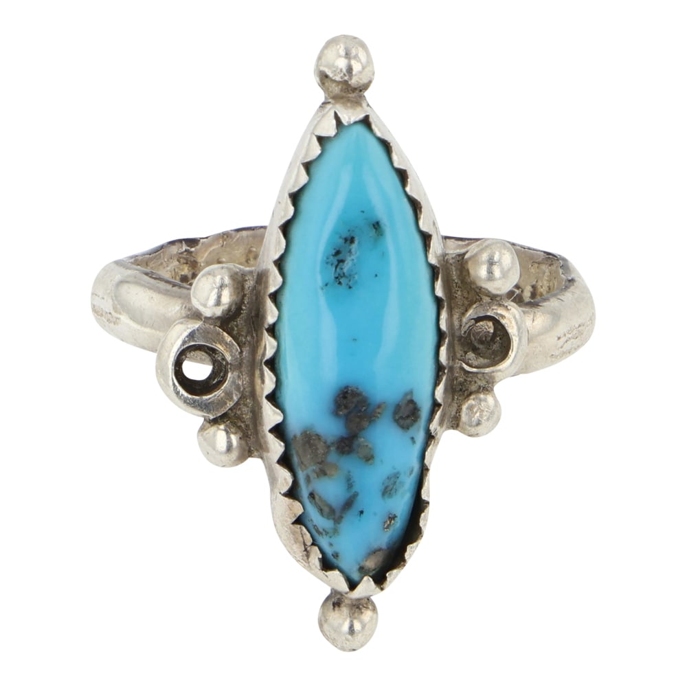 Navajo Kingman Turquoise Ring: Sterling Silver | Genuine Kingman Turquoise | Navajo Kingman Turquoise Ring | Navajo Native American Southwest Indian Jewelry | Good (no breaks or damages) | Approximate Weight: 3 Grams | Ring: 4.5 si